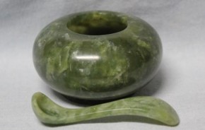 中国緑玉製水盂　スプーン付