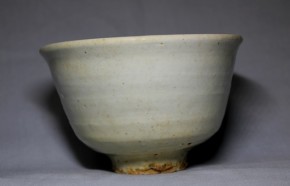 李朝白磁茶碗　　　李朝時代後期　　行方不明